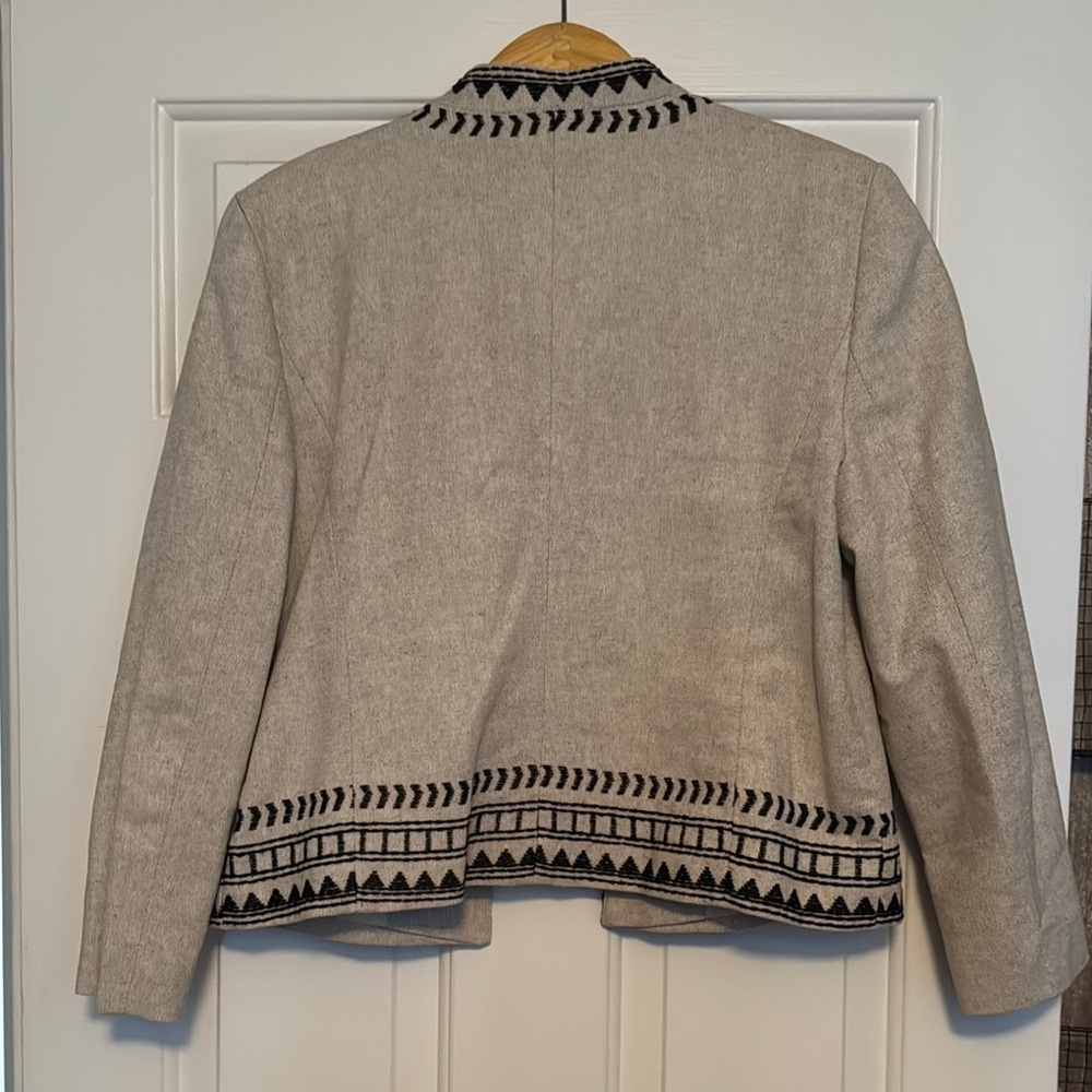 Ann Taylor Beige and Black Embroidered Women's Jacket - Picture 5 of 7